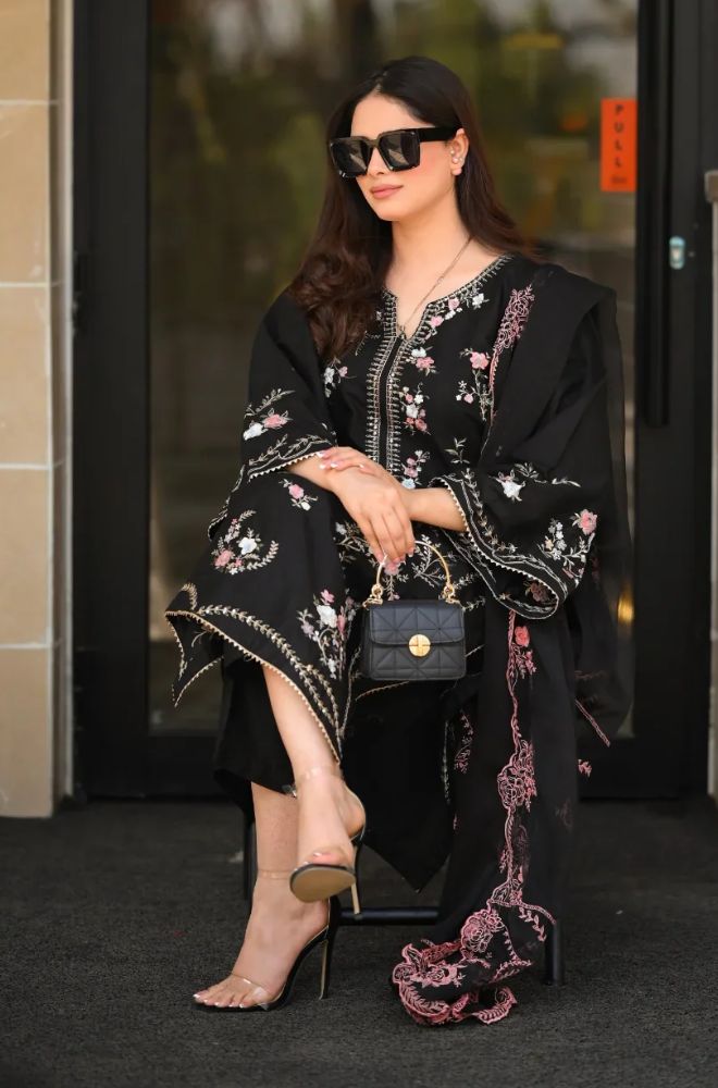 Summer 3Piece Lawn Embroidered Suit V 729